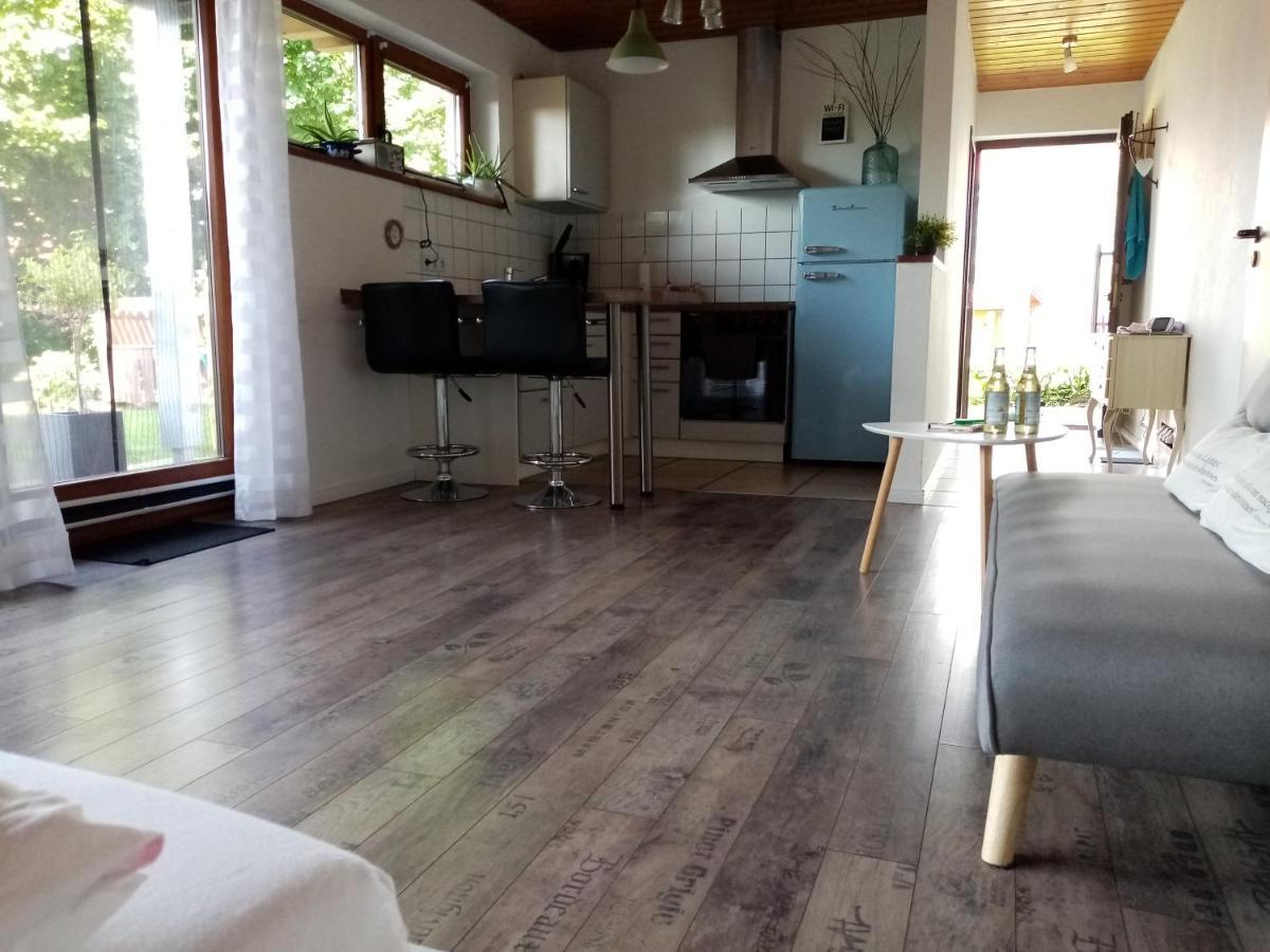 Schoene Einzimmer Zwischen Bodensee Und Allgaeu Apartment Neukirch (Tubingen)